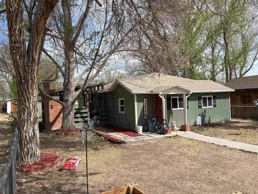 1116 E Adams Avenue, Riverton, WY 82501 - #3
