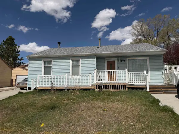 205 Taylor Street, Rock Springs, WY 82901