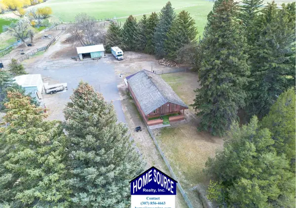 1704 N 8th W, Riverton, WY 82501