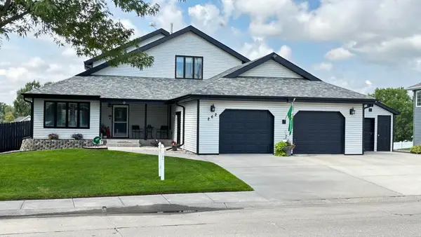 262 Hillcrest Drive, Torrington, WY 82240
