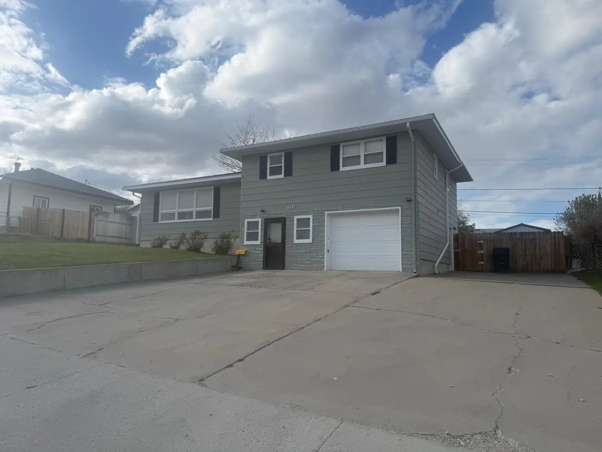 117 E Murray Street, Rawlins, WY 82301 - #1