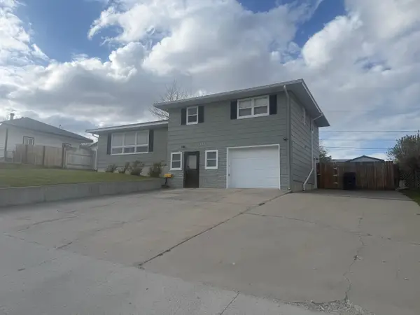 117 E Murray Street, Rawlins, WY 82301