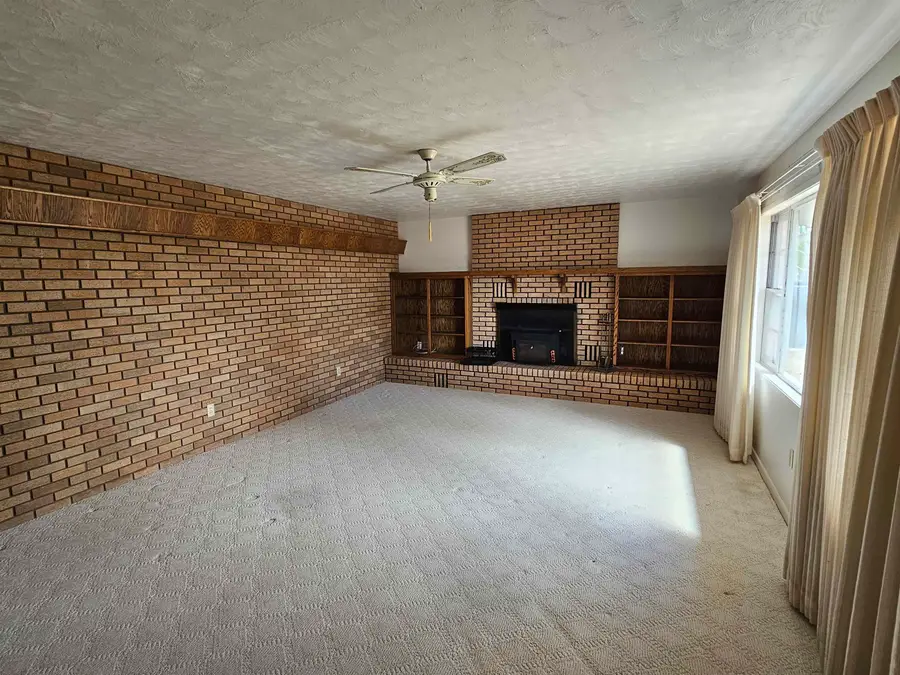 3254 Buena Vista Road, Torrington, WY 82240 - #2