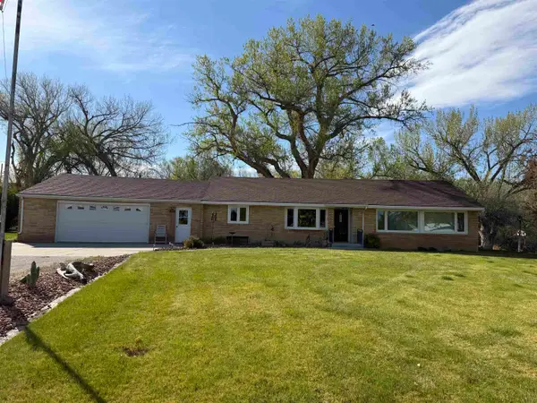 809 Bighorn Avenue, Basin, WY 82410