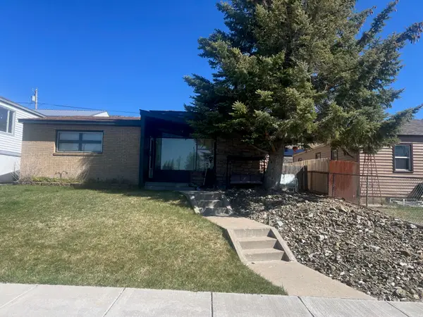 1203 Veterans Avenue, Rawlins, WY 82301
