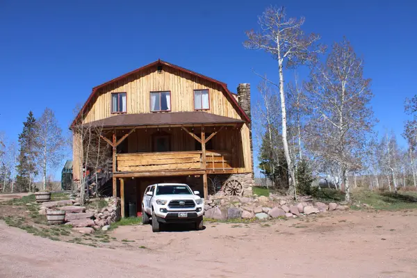 87 Moose Hollow Road, Robertson, WY 82944