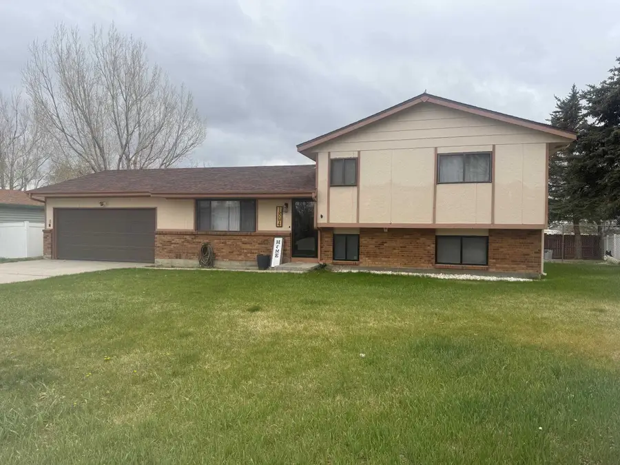 1804 Dundee Dr, Rawlins, WY 82301 - #2