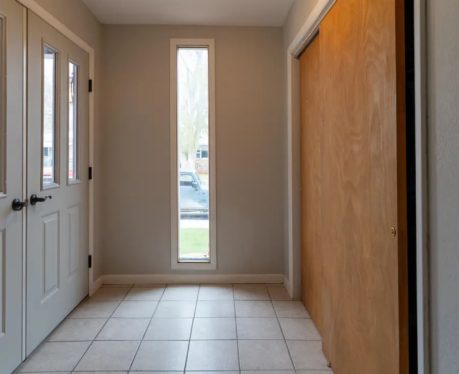 935 Cliff Street, Lander, WY 82520 - #3