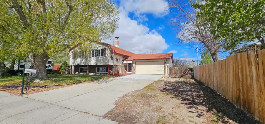 1812 Shumway, Casper, WY 82601 - #3