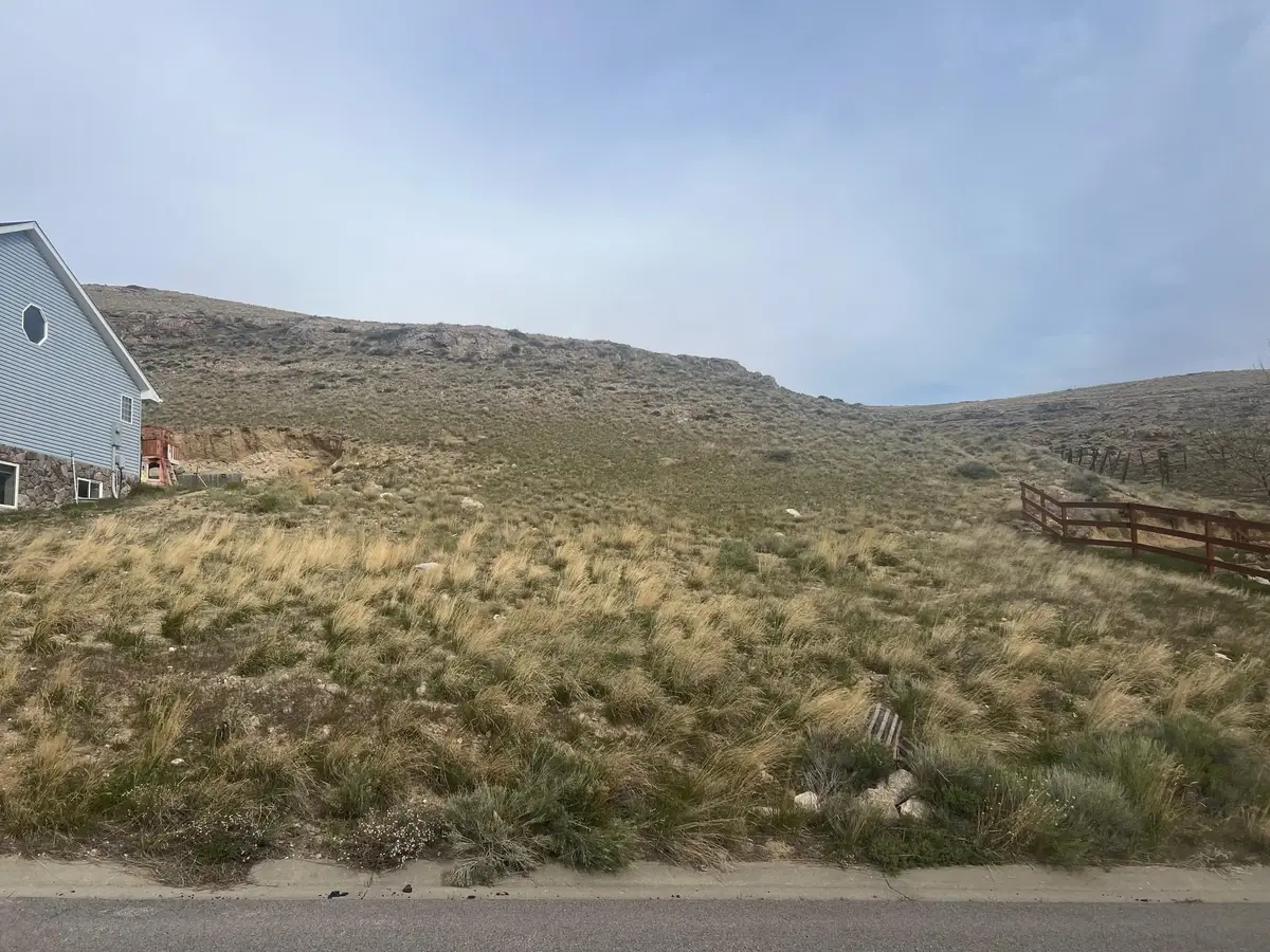 713 Scarlet Dr, Rawlins, WY 82301 - #1