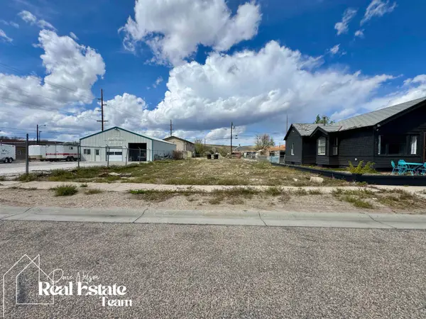 118 E J Street, Casper, WY 82601