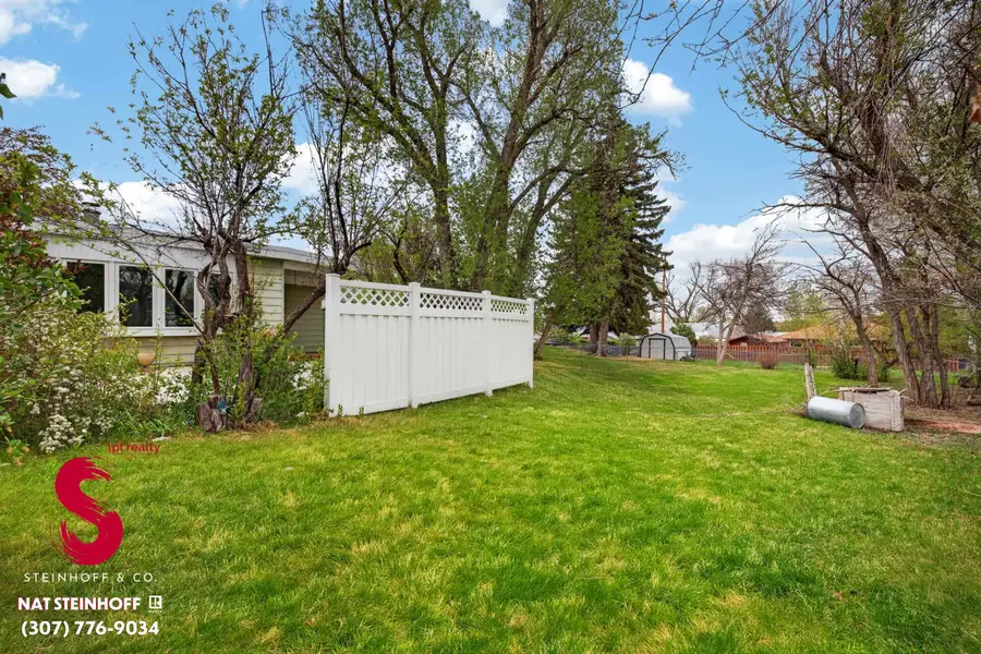 2705 E 11th St, Casper, WY 82609 - #2