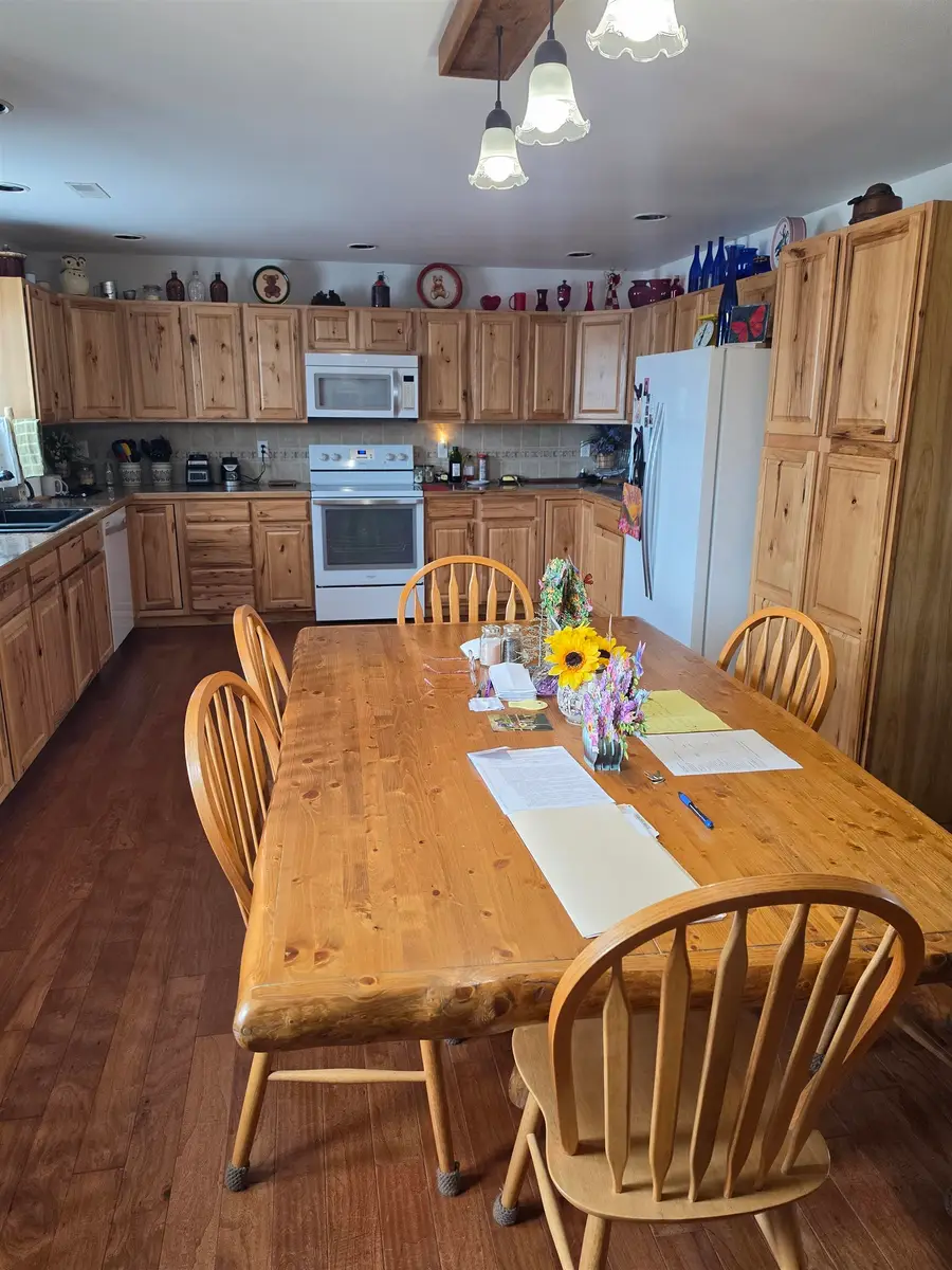 511 Valley View Drive Dr, Torrington, WY 82240 - #3