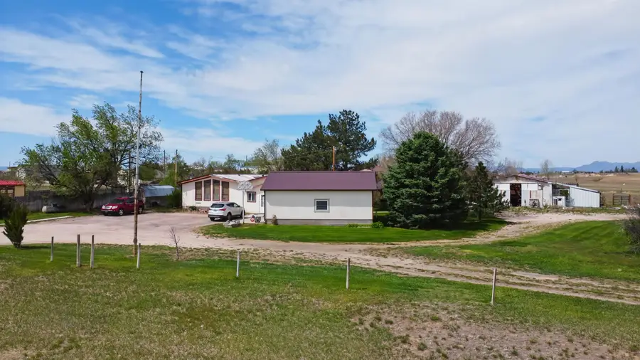 202 W Frontage Rd, Wheatland, WY 82201 - #3