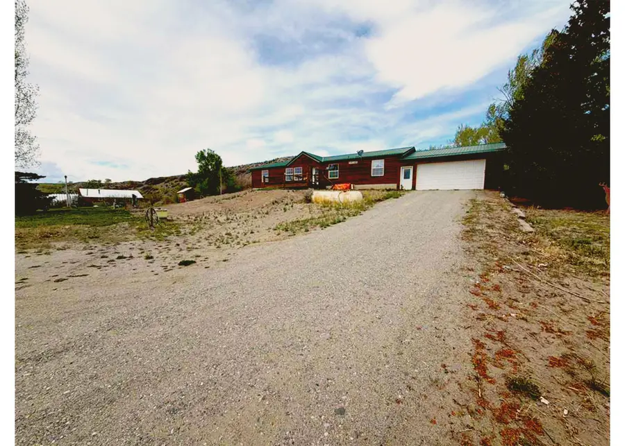 66 Riverbottom RD., Kinnear, WY 82516 - #2