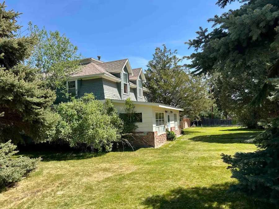 518 W F Street, Basin, WY 82410-0133 - #3