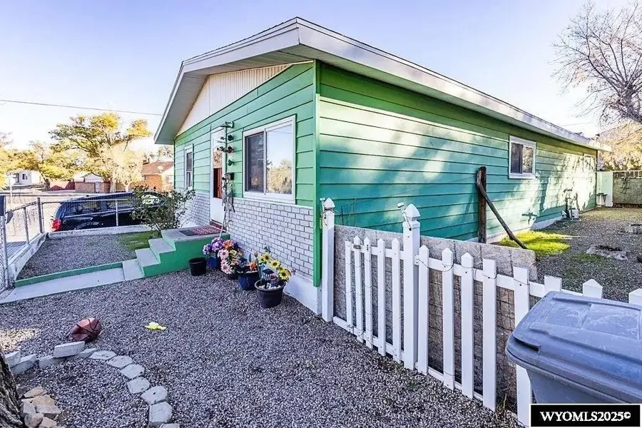 805 Walnut Street, Rock Springs, WY 82901 - #3