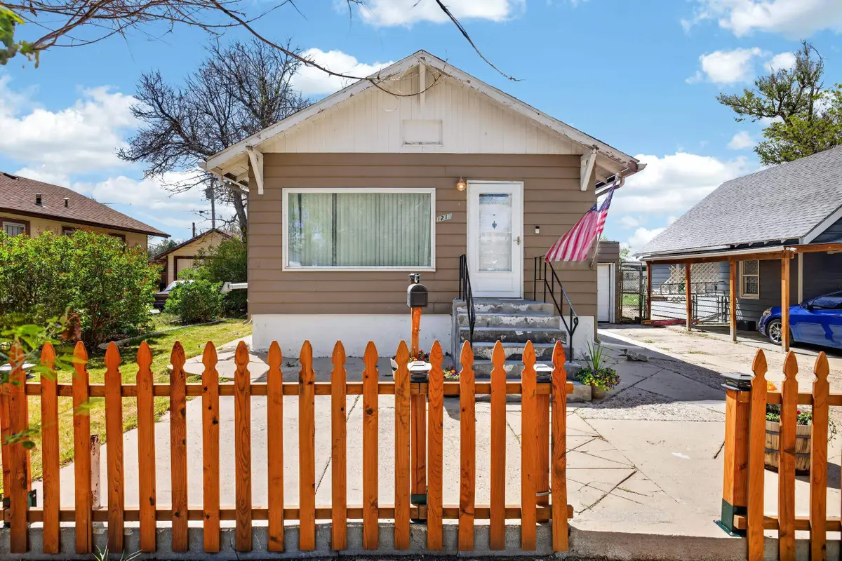 1210 S Cottonwood St, Casper, WY 82604 - #1
