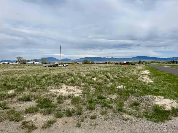 Block 40, Saratoga, WY 82331