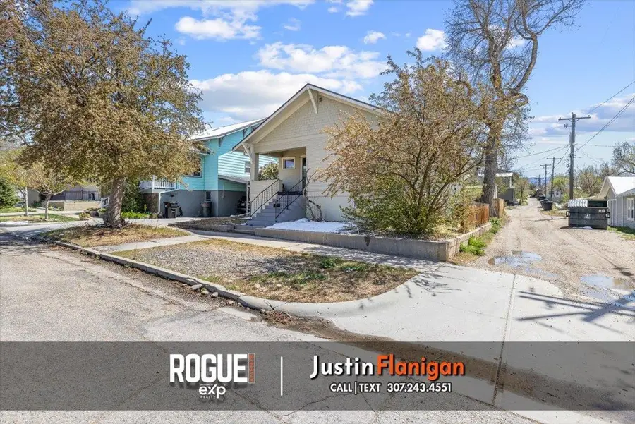 831 E 3rd St, Casper, WY 82601 - #3
