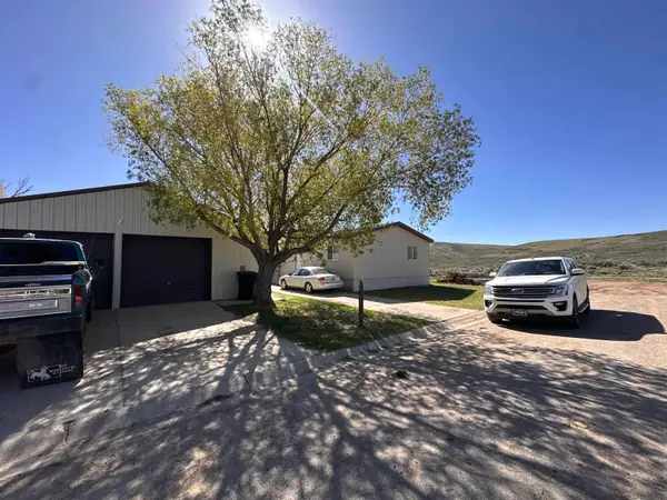 74 E Hillcrest, Diamondville, WY 83116