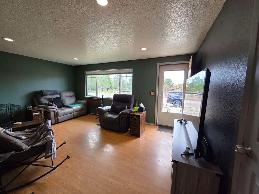 907 Plateau Road, Rock Springs, WY 82901 - #3