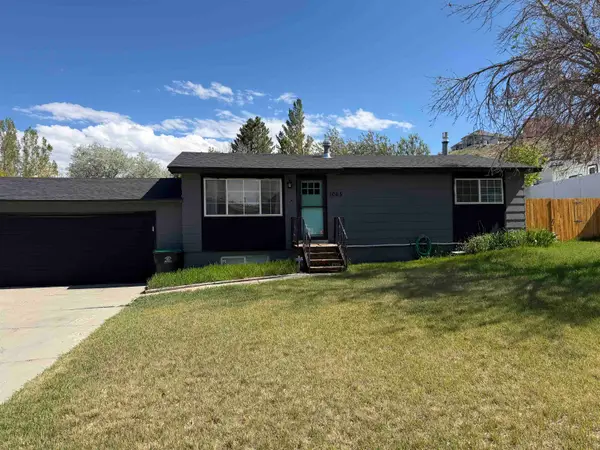 1065 Indian Hills Drive, Green River, WY 82935