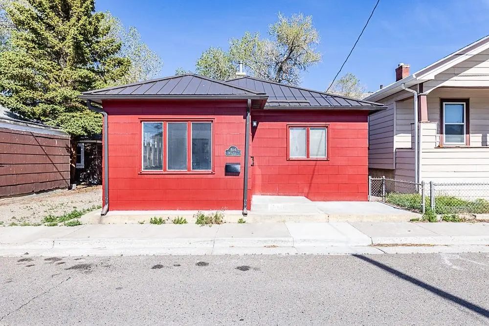 814 West St, Rock Springs, WY 82901 - #1