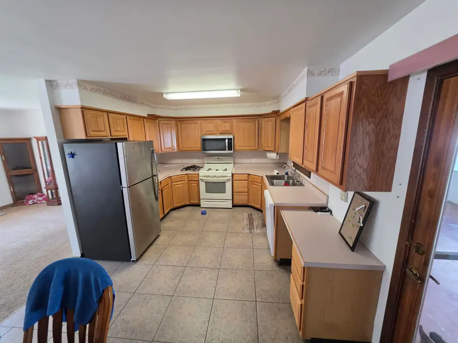 1006 Elk Dr, Riverton, WY 82501 - #3