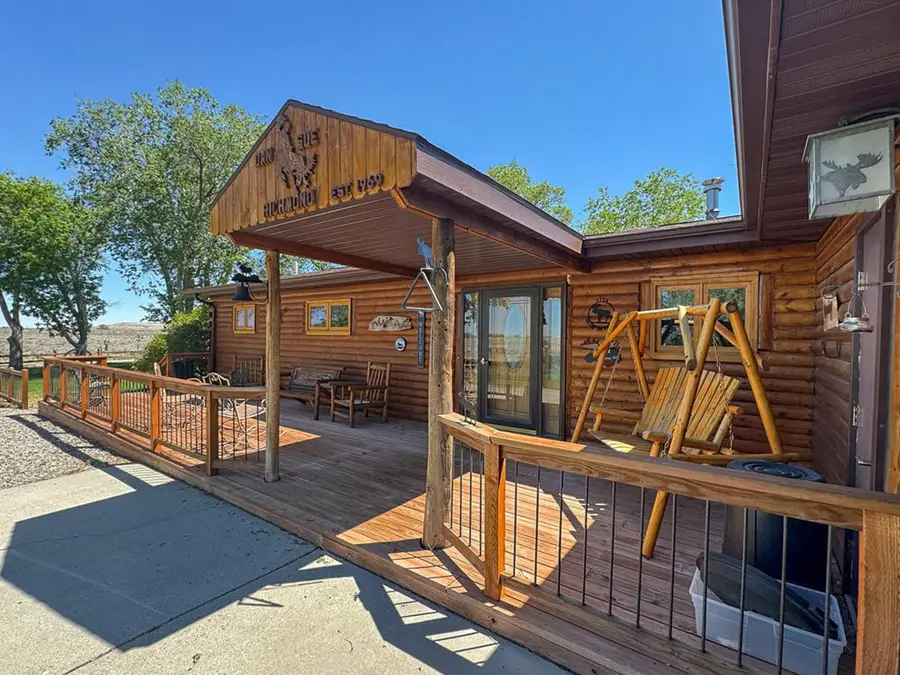 1724 Blue Sky Highway, Kinnear, WY 82516 - #2