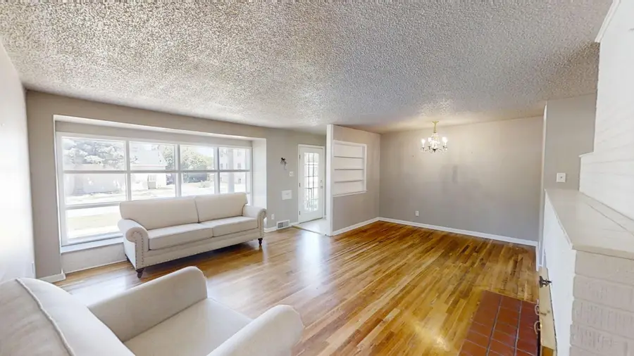 241 W 11th Street, Casper, WY 82601 - #3