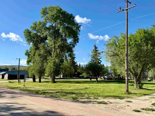 111 E 6th Street, Encampment, WY 82325