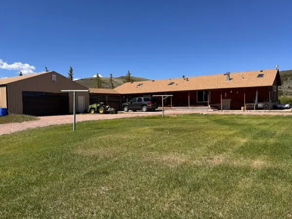 1777 COUNTY ROAD 279, Robertson, WY 82944