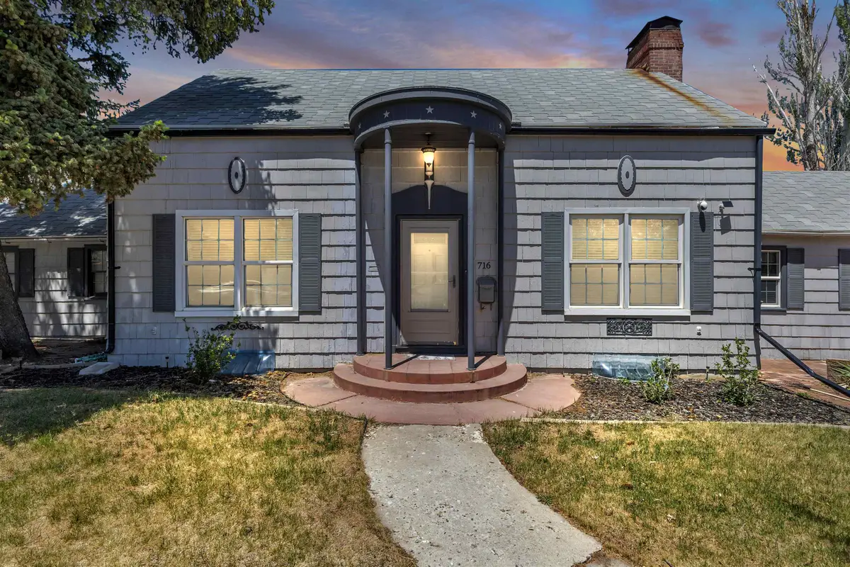 716 B St, Rock Springs, WY 82901 - #1