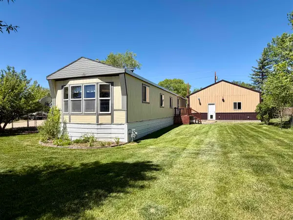 103 Hunt Street, Baggs, WY 82321
