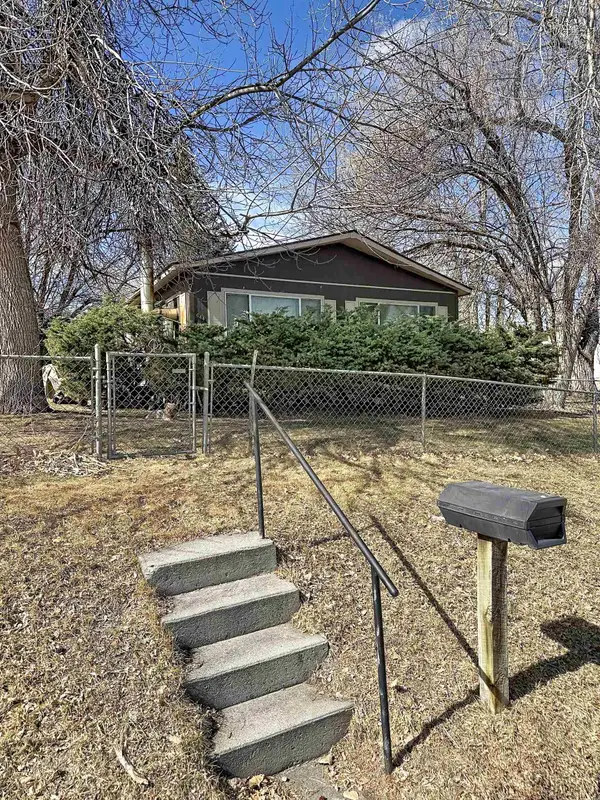 644 S Desmet Avenue, Buffalo, WY 82834-2102