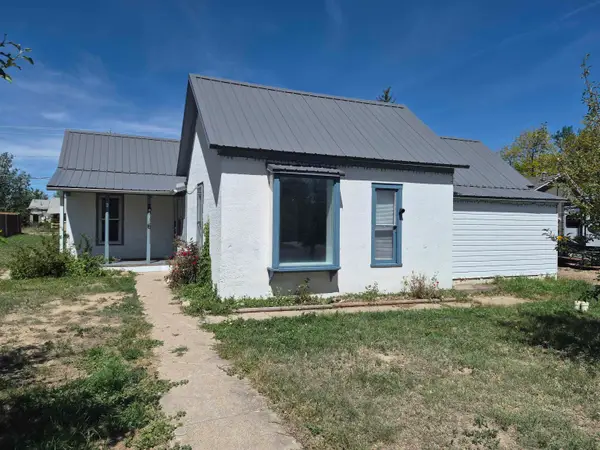 705 15th Street, Wheatland, WY 82201
