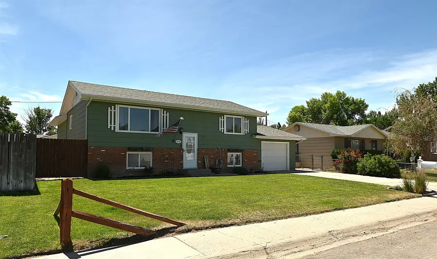 1808 Bower Avenue, Worland, WY 82401 - #2