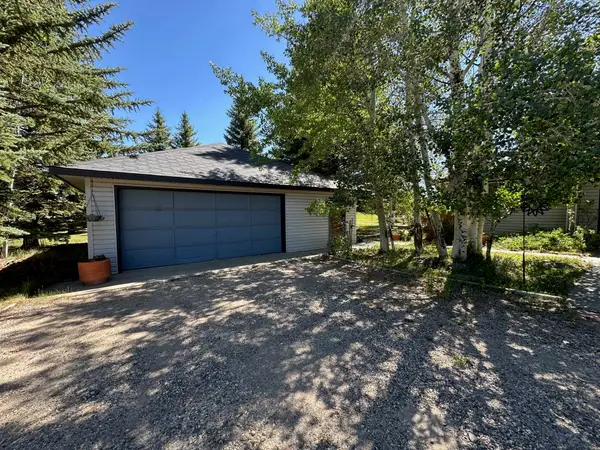 29 County Rd 648, Riverside, WY 82325