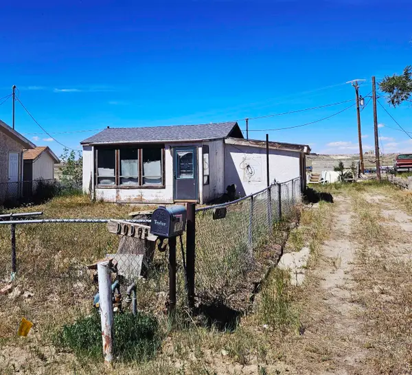 4290 Dodge St, Mills, WY 82604