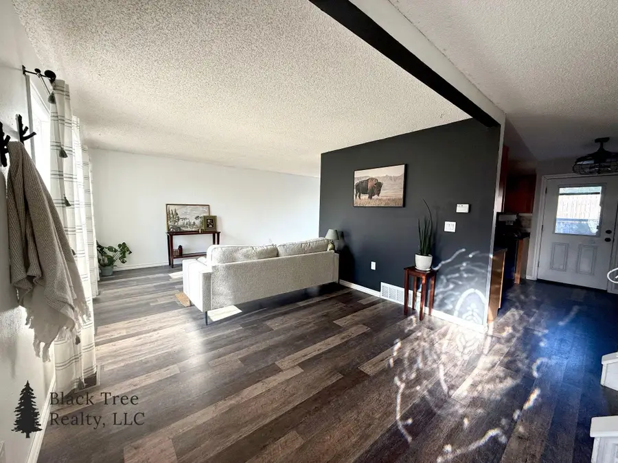 4421 S Ash St, Casper, WY 82601-6026 - #3