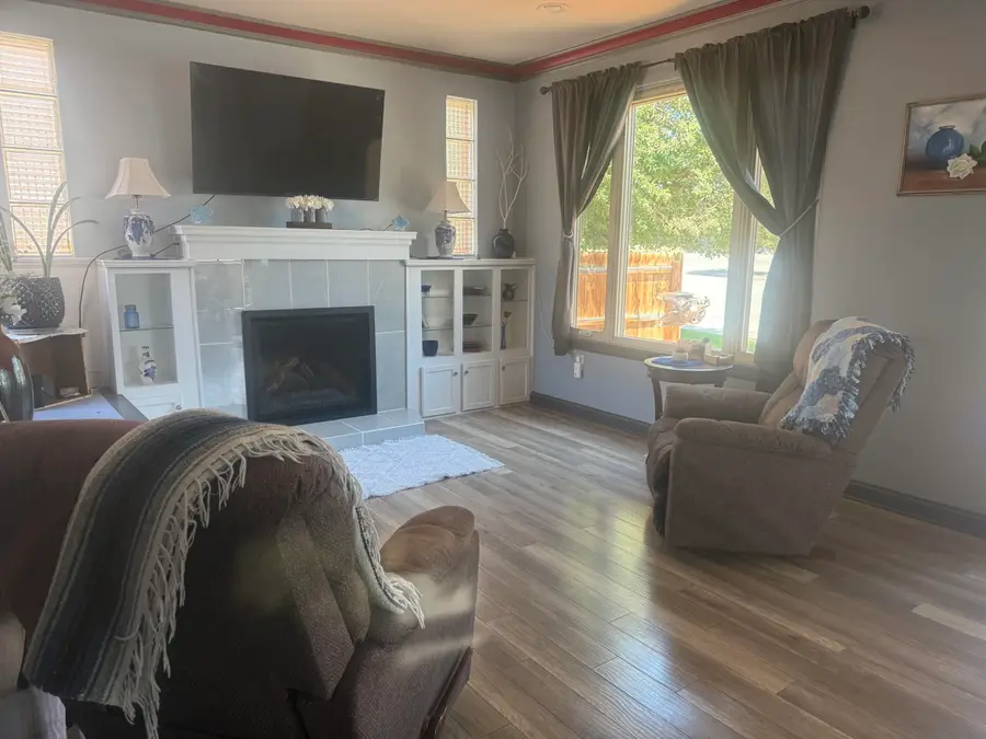 616 8th Street, Rawlins, WY 82301 - #3