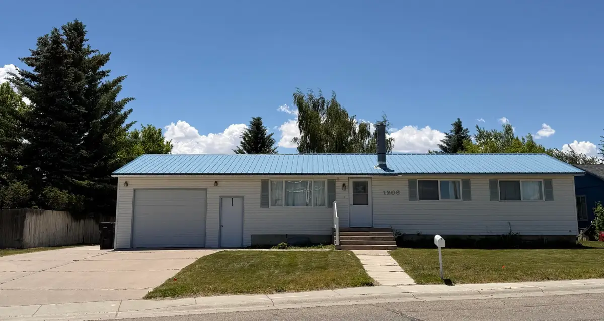 1206 Garnet, Kemmerer, WY 83101 - #1