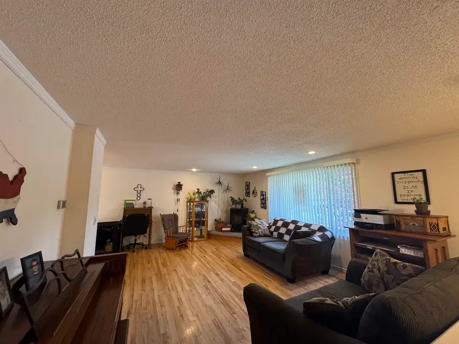 318 Moose Dr, Riverton, WY 82501 - #2
