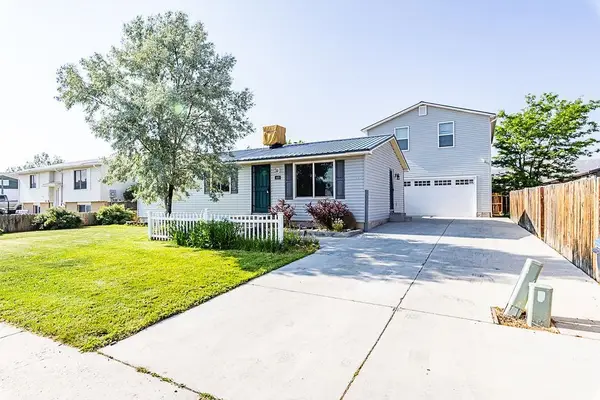 1410 N Riverbend Drive, Green River, WY 82935