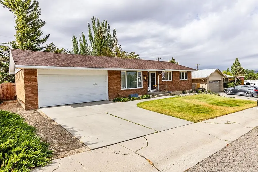 1938 Coral St, Rock Springs, WY 82901 - #2