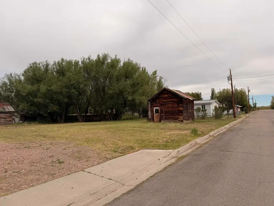 404 PINE ST, Mountain View, WY 82939 - #3