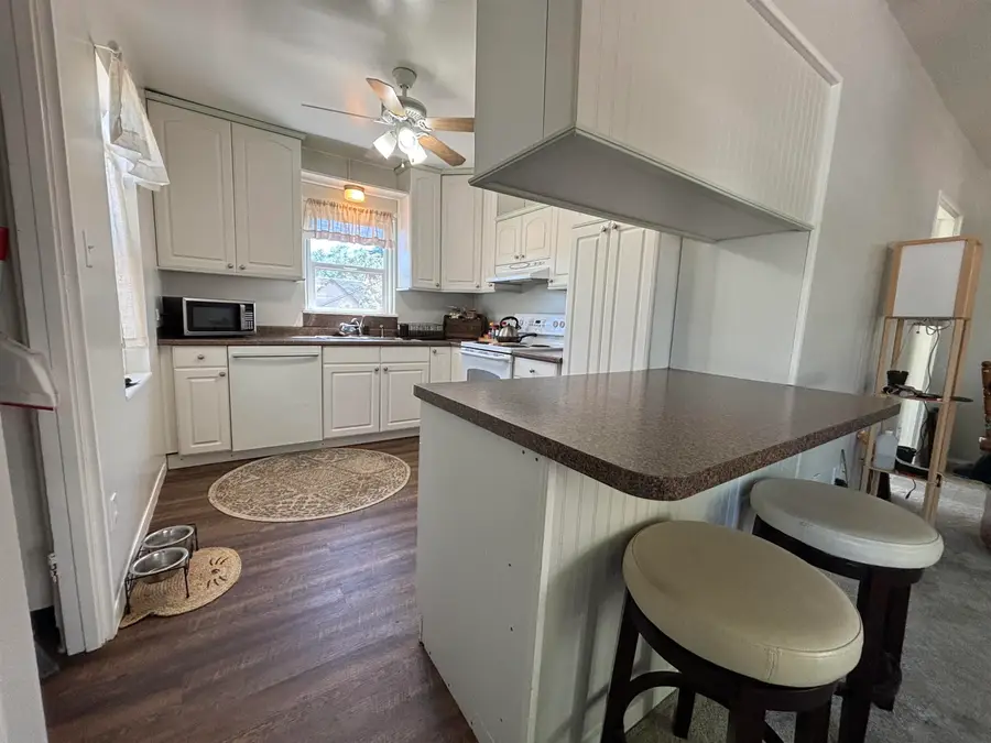 251 W Flaming Gorge, Green River, WY 82935 - #3