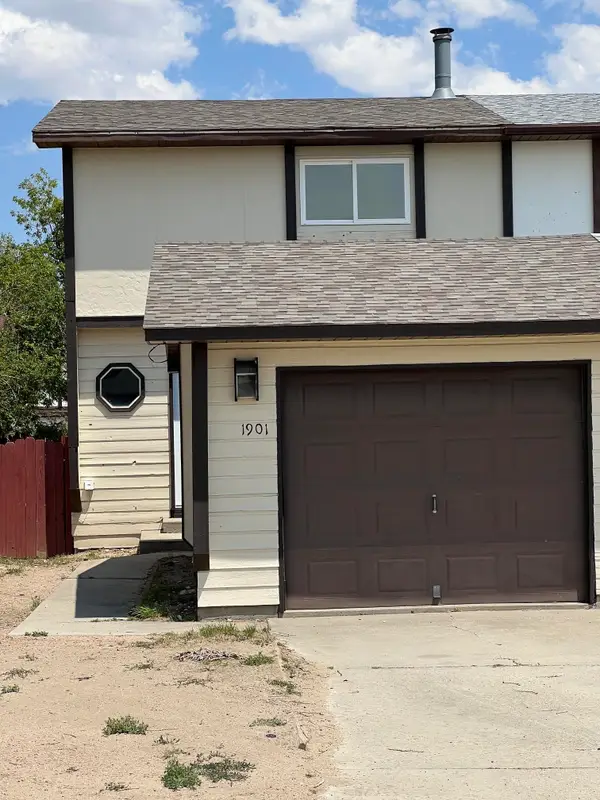 1901 Edinburgh Street, Rawlins, WY 82301