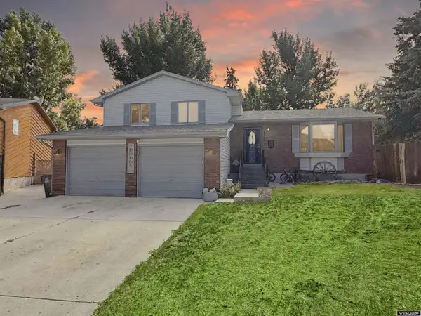 1240 Elk Mountain Circle, Green River, WY 82935